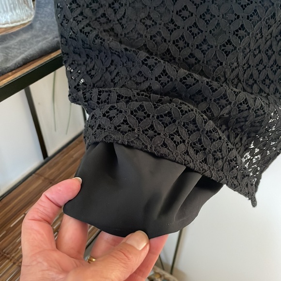 ANN TAYLOR Women’s Gorgeous Pullover Top🌸 - Picture 4 of 7